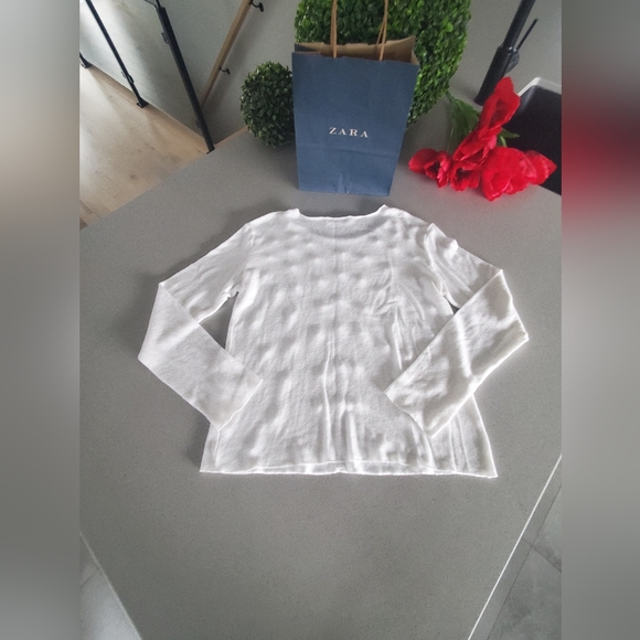 ZARA Beau tricot léger à manches longues blanc uni avec jolies perles - Picture 5 of 6
